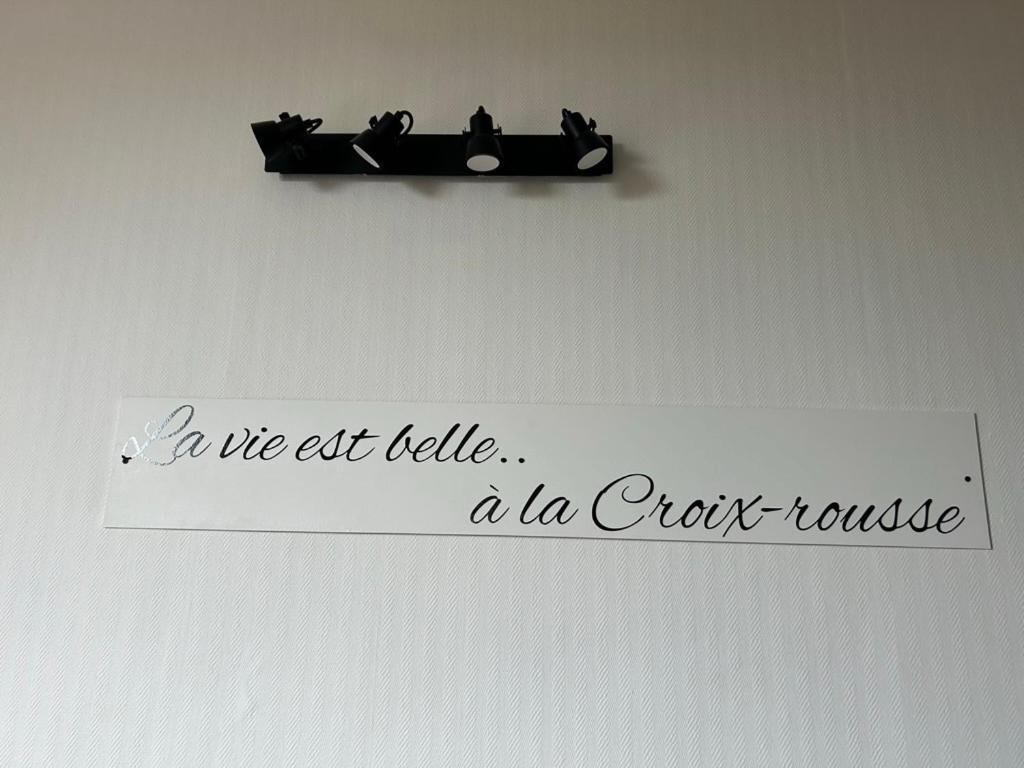 Hotel De La Croix-Rousse Лион Екстериор снимка